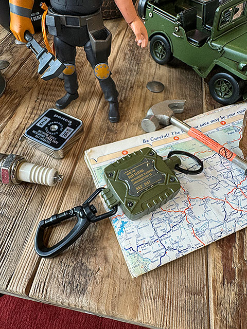 ポストジェネラル ミリタリーテイスト リールキーホルダー （オリーブ