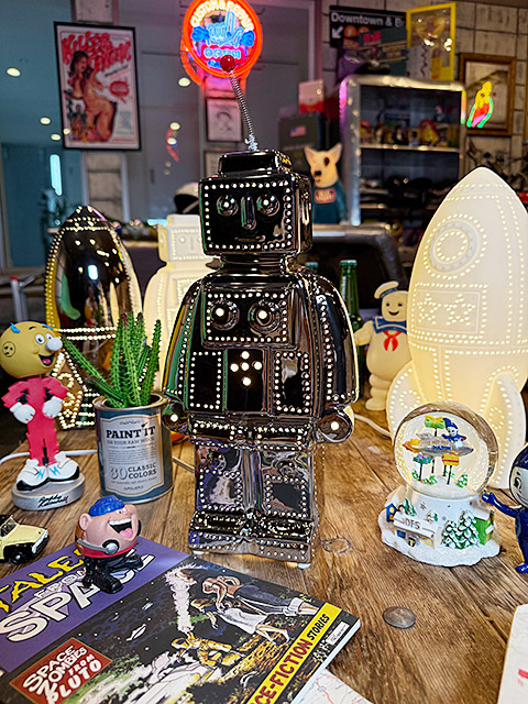 【送料込】DULTON PORCELAIN ROBOT LIGHT CHROME DULTON ONLINE SHOP | PORCELAIN ROBOT LIGHT CHROME(ROBOT