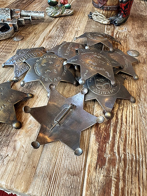 J*7様 ニュージャージー州　バーレントン郡 サージェントバッジ SEQUENZ（シークエンズ）】TJ GRAFFITI ZIP P/K / トムとジェリー