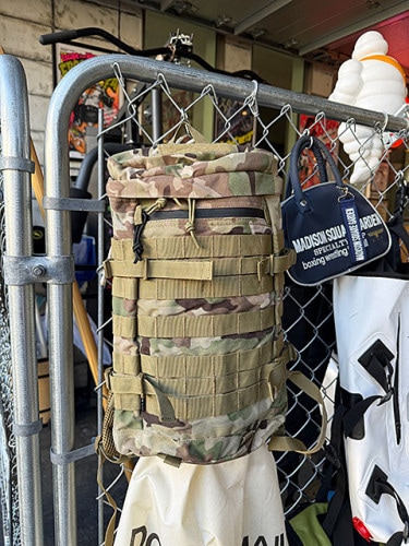 ミリタリー　GB393　モデル　ラックサック　コンパクト　リュック　9L　（カモフラ）|バッグ|アパレル/バッグ/帽子/ファッション小物