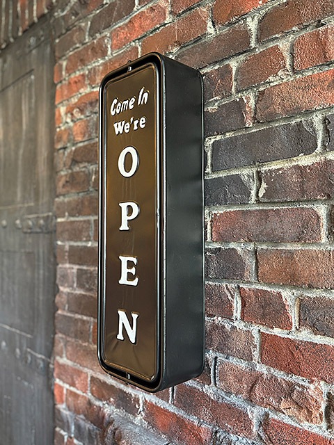 ダルトン ウォールマウント スピナーサイン （ブラック） オープン