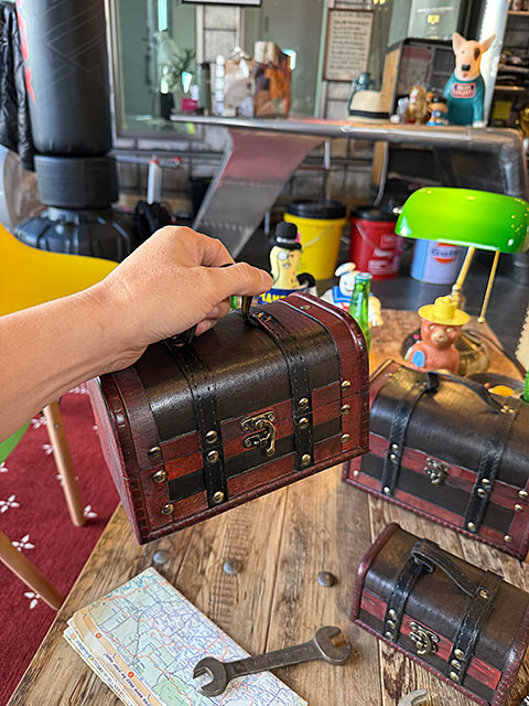 海賊宝箱 アンティークトランクケース 3個セット （ダークブラウン）の