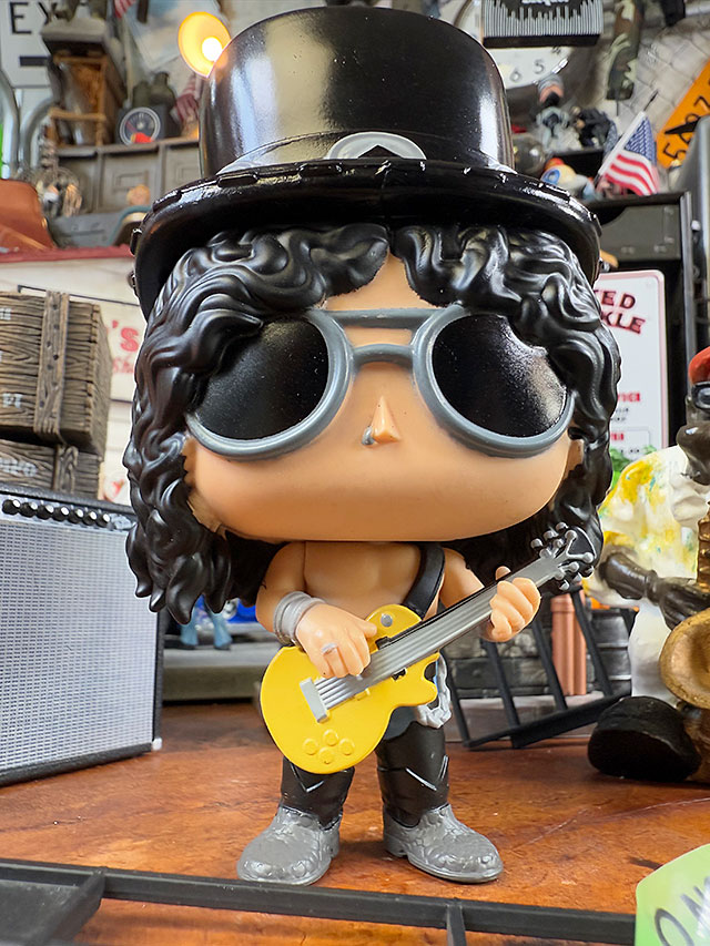 ファンコポップ ガンズ・アンド・ローゼズ スラッシュ フィギュア Guns