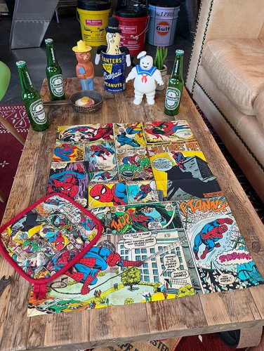 スパイダーマン　テーブルクロス　＆　ポットホルダー　鍋敷き|アメコミ/マーベル/DCコミックス|もはや店長すら迷子になるアメ雑ジャングル