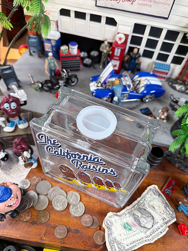 キャラクターアド ガラスブロックバンク （カリフォルニアレーズン