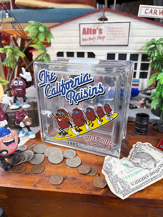 カリフォルニアレーズン 貯金箱 80's The California Raisins レーズンマン 貯金箱 カリフォルニア
