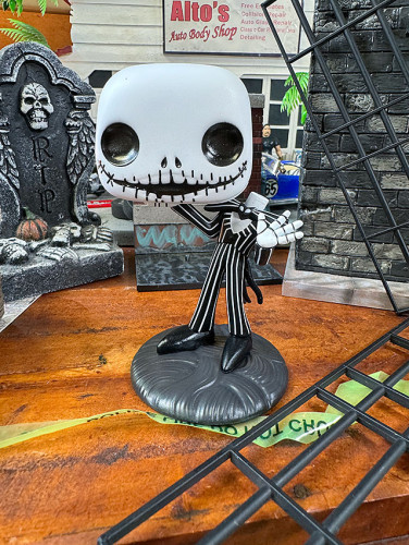 限定モデル　ファンコポップ　映画　ナイトメア・ビフォア・クリスマス　ジャック・スケリントン　（ヘッドレス・ホールディングヘッド）　フィギュア|アメキャラ/人形/おもちゃ|もはや店長すら迷子になるアメ雑