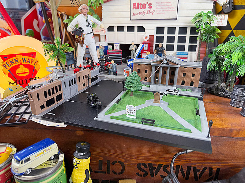 Jada 映画 バック・トゥ・ザ・フューチャー ヒルバレー 時計台