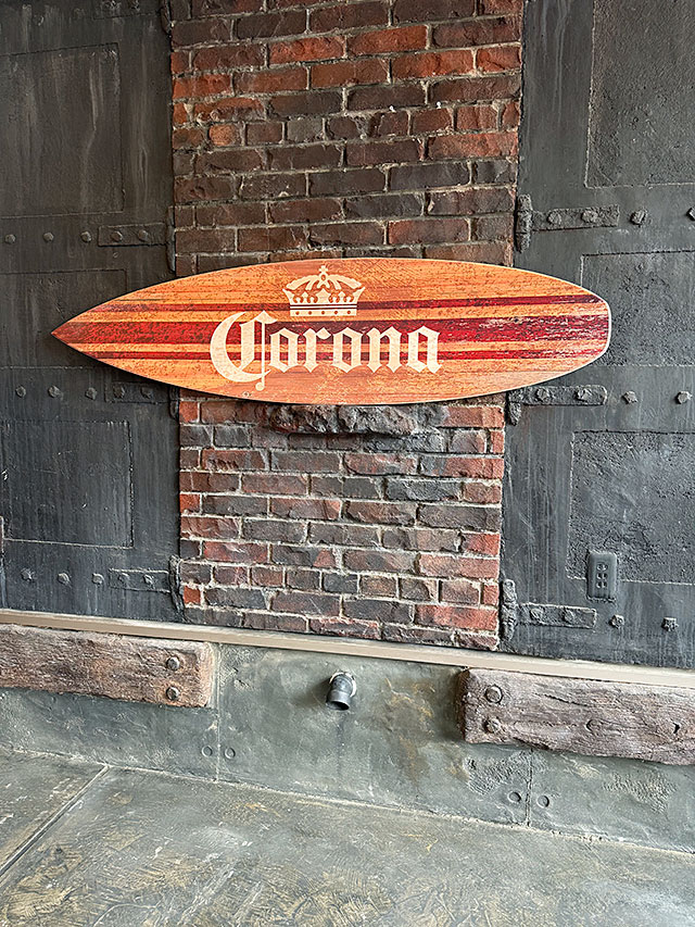 Corona コロナサーフボード型 ディスプレイ 000000037069_1_v62U8Me.jpg