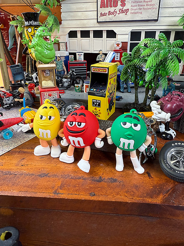 M&M's PVCフィギュア キーホルダー （3体セット）の通販・販売