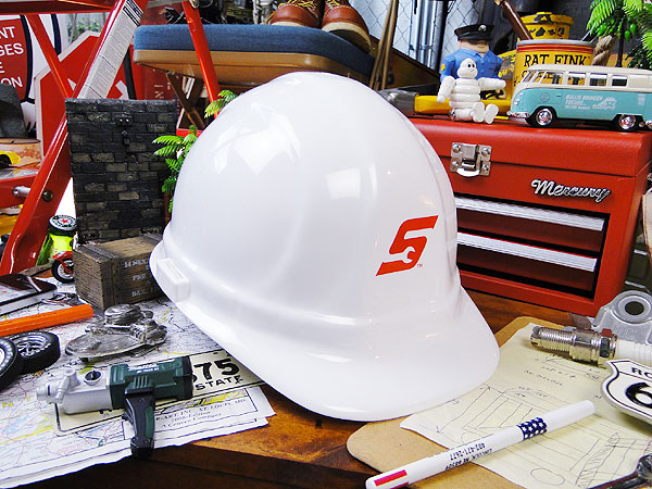 Snap-on（スナップオン）ヘルメット「WHITE HARD HAT」 じわじわ