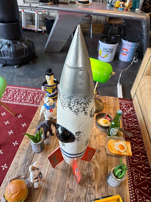 レトロロケット ブリキオブジェ ソーラーライト付きの通販・販売