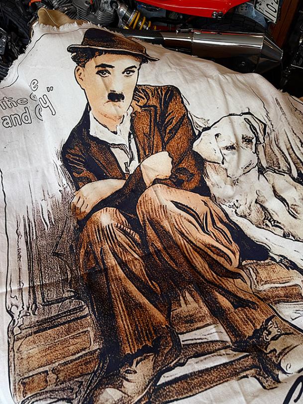 ムービーポスター マルチクロス （チャップリン/犬の生活）の通販