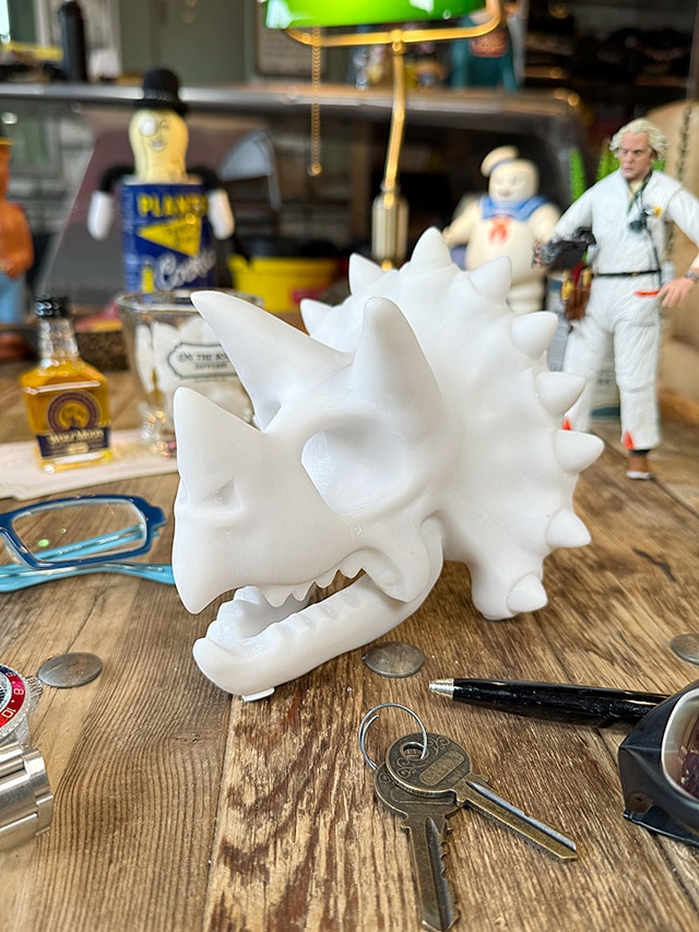 ダルトン ダイナソー スケルトンヘッド （トリケラトプス） メガネ