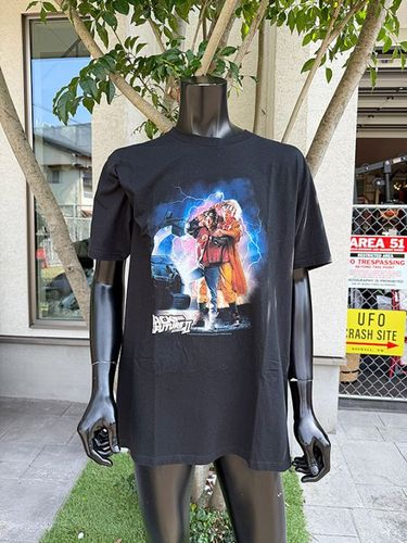 映画　バック・トゥ・ザ・フューチャー　Part2　オフィシャル　Tシャツ　デロリアン　公式グッズ|映画関連グッズ|もはや店長すら迷子になるアメ雑ジャングル