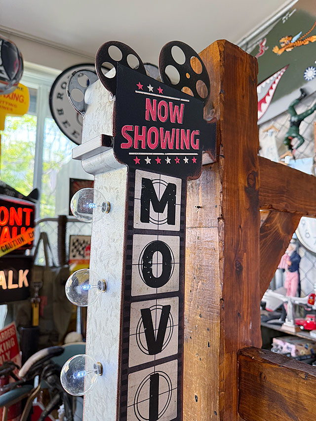 アメリカのアーケードサイン ウォールオブジェ （映画館/ムービー