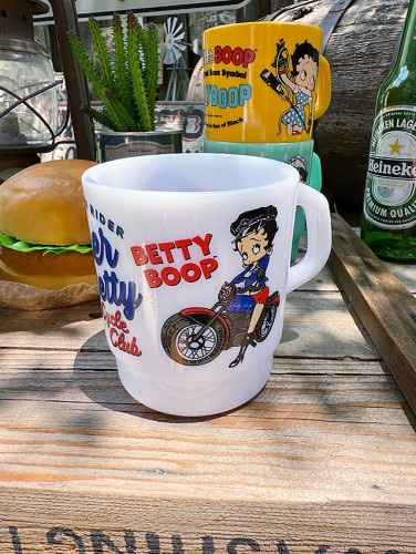 ベティ・ブープ　スタッキングマグ　（ホワイト）　単品　330ml|ベティ・ブープグッズ|もはや店長すら迷子になるアメ雑ジャングル