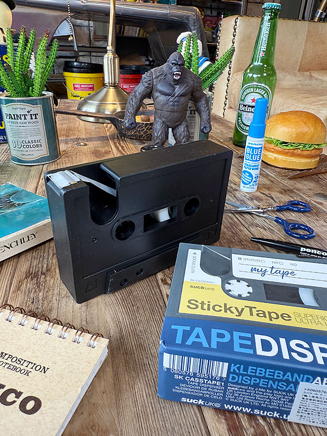 SUCK UK カセットテープ テープディスペンサーの通販｜アメリカ雑貨