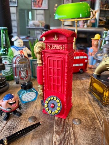 ɥ̾ʪ֤áǥޥ͡Х󥯡ƥեܥåȢ