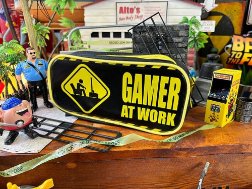 GAMER AT WORK　ゲーマー　ペンケース　ガジェットケース　公式グッズ|文房具/ボールペン/フォトフレーム|もはや店長すら迷子になるアメ雑ジャングル