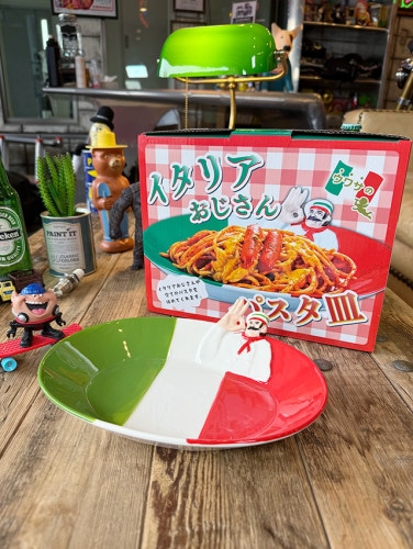 イタリアおじさん　パスタ皿　おもしろ皿　中皿|ジョークグッズ|もはや店長すら迷子になるアメ雑ジャングル