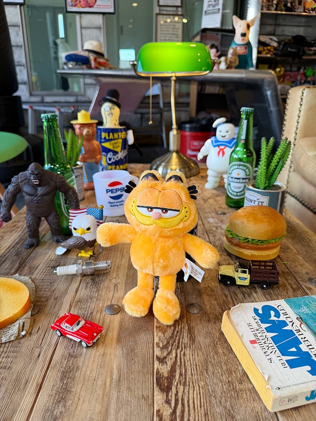 ガーフィールド ぬいぐるみ キーホルダーの通販・販売 | アメリカ雑貨