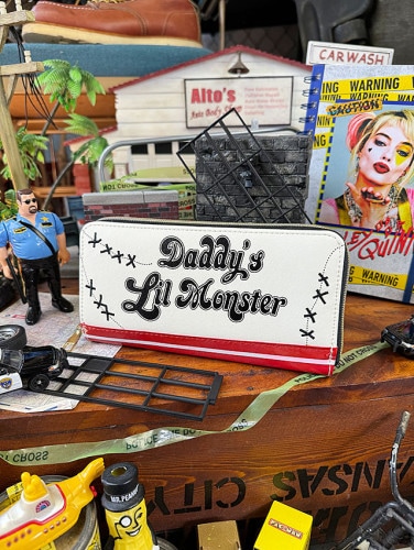 ハーレイ・クイン　Daddy’s Lil Monster　ロングウォレット　公式グッズ|映画関連グッズ|もはや店長すら迷子になるアメ雑ジャングル