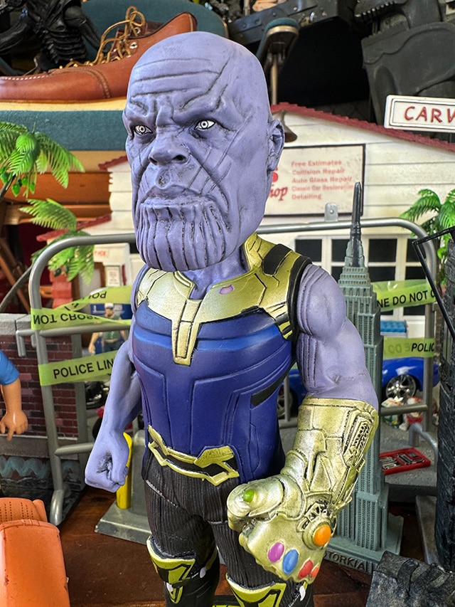 NECA マーベル アベンジャーズ サノス ヘッドノッカー ボブルヘッド