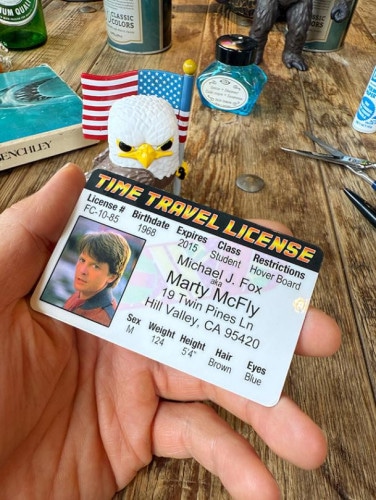 パロディ免許証　フェイマスピープル　ライセンスカード　（マーティ・マクフライ）　バック・トゥ・ザ・フューチャー|映画関連グッズ|もはや店長すら迷子になるアメ雑ジャングル