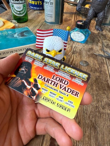 パロディ免許証　フェイマスピープル　ライセンスカード　（ダースベイダー）　スターウォーズ|映画関連グッズ|もはや店長すら迷子になるアメ雑ジャングル