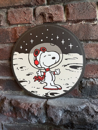 アストロノーツ　スヌーピー　ラウンド型　ブリキ看板　NASA|エイリアンのホルマリン漬け/宇宙雑貨|もはや店長すら迷子になるアメ雑ジャングル