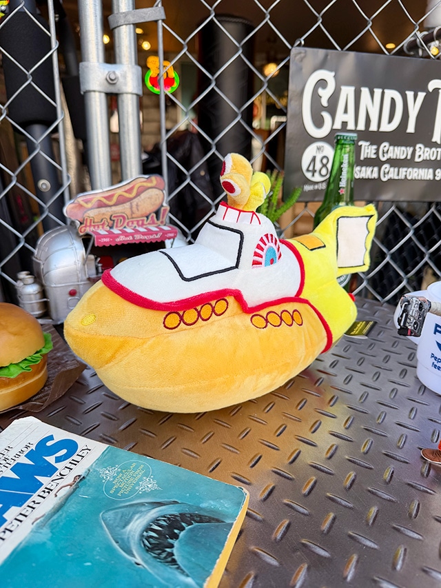 ビートルズ イエローサブマリン オフィシャル ぬいぐるみ 公式