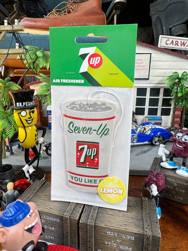 7UP セブンアップ エアーフレッシュナー （50年代カップ） レモンの