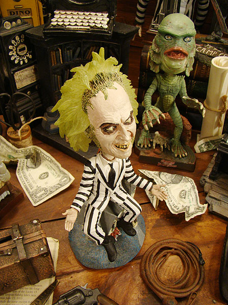 NECA ビートルジュース ヘッドノッカーの通販・販売 | アメリカ雑貨の