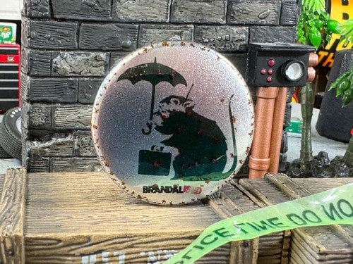 街道ハウス　ピンズ　　OFFSE7® 海道ポルカイド「SQZ'D」 20250813-14 ・ Catch the dolphin 🐬✊ ・ ・ ・ #dolphin#sandart#砂