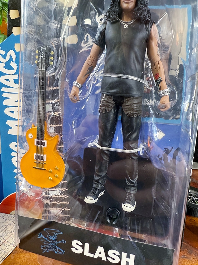 限定11800体 マクファーレントイズ ガンズ＆ローゼス スラッシュ 6