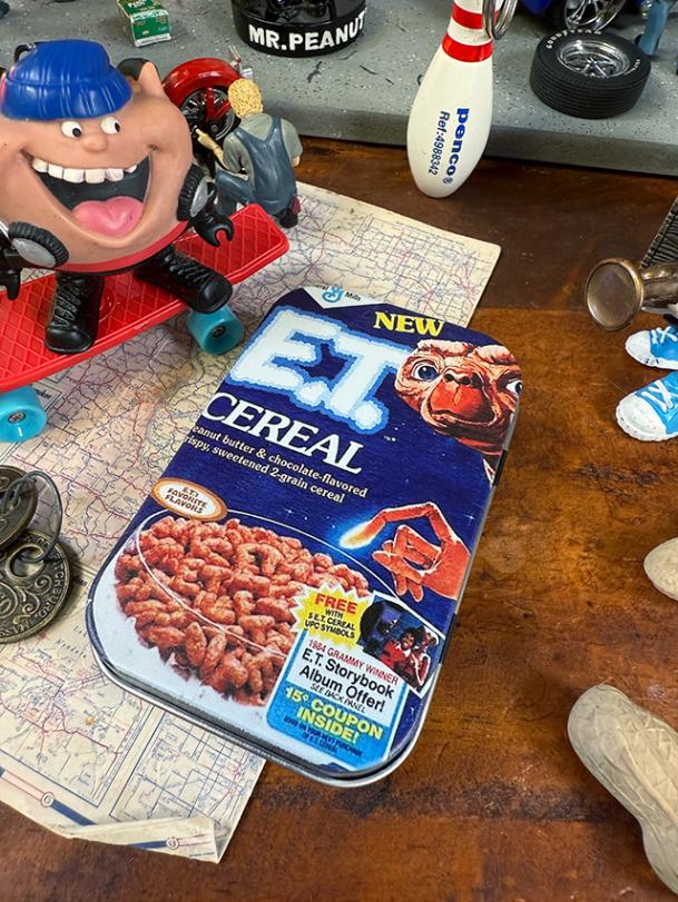 アメリカンアド ブリキケース （E.T./ブラック） ブリキ缶 小物入れの