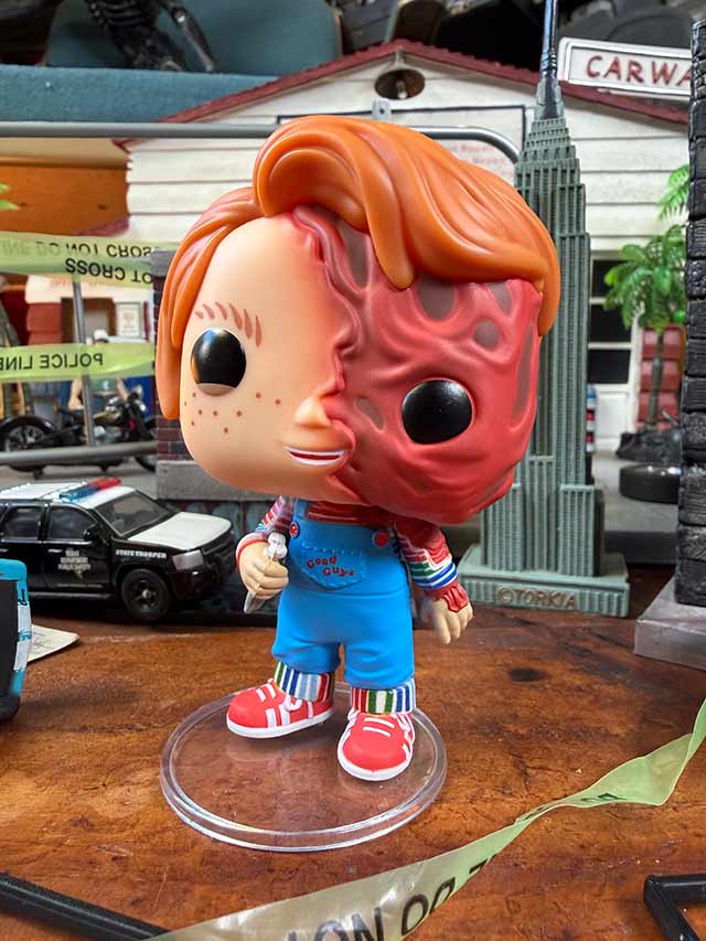 ファンコポップ 映画 チャイルドプレイ チャッキー フィギュア （半分