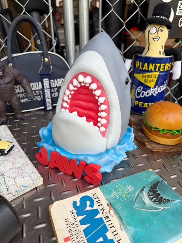 映画 ジョーズ フィギュアバンク 貯金箱の通販・販売 | アメリカ雑貨の