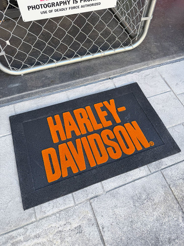 ハーレイダビッドソン　インテリア 画像 No.13/22] 5年ぶりのハーレー新店舗! 最新ストアデザイン採用の