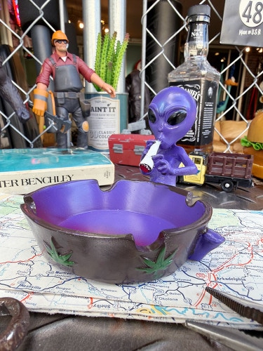 男の秘密基地作りに！ガレージング雑貨,ライター/灰皿/喫煙具 | CandyTower