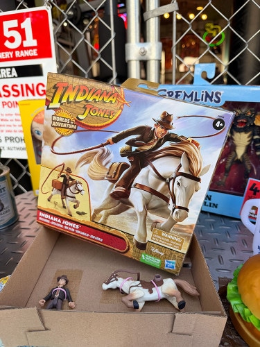 �ϥ��֥�������ǥ����硼�󥺡��ե����奢����WORLDS OF ADVENTURE��