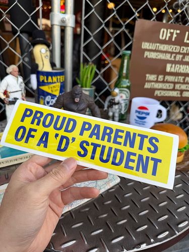 Dɾ�������̤οƤǤ����ʸؤꡪ�ˡ����硼�����ƥå�����PROUD PARENTS OF A ��D�� STUDENT���Х�ѡ����ƥå������Хåɥ������ƥå���