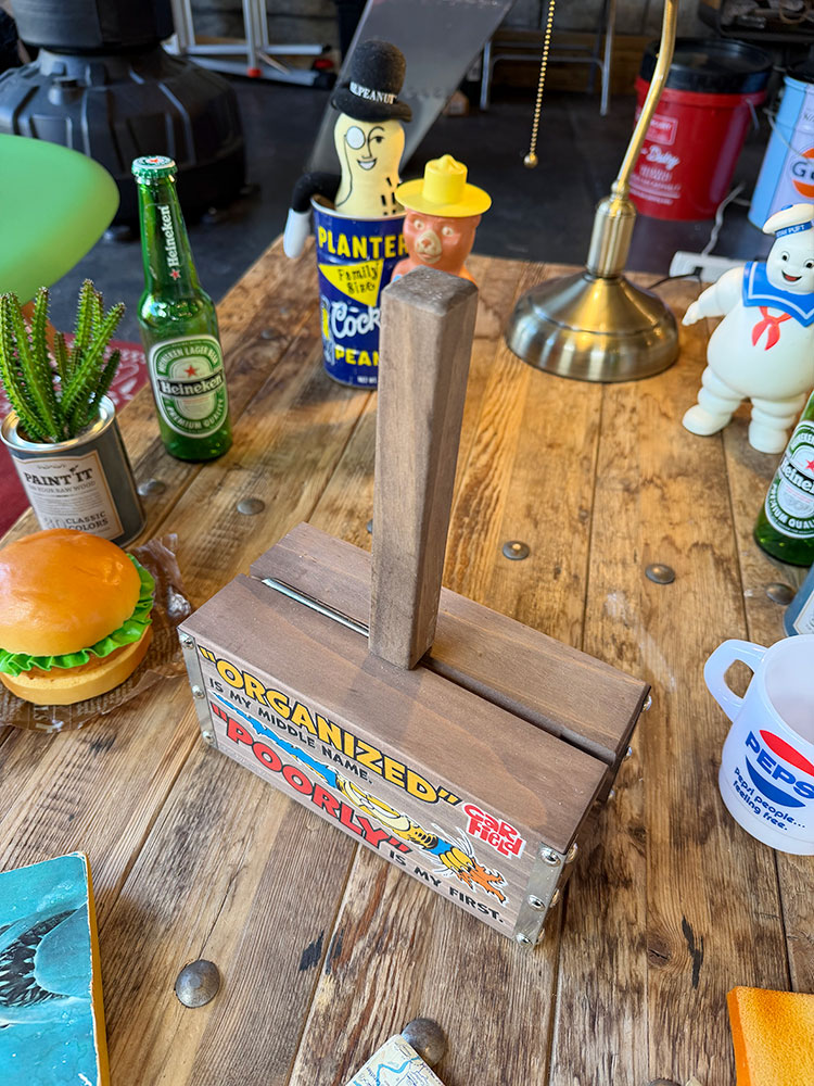 アメリカンカントリー家具　カントリーハート　収納付きコロコロスタンド　肉球 アメリカンカントリー家具 カントリーハート 収納付きコロコロスタンド