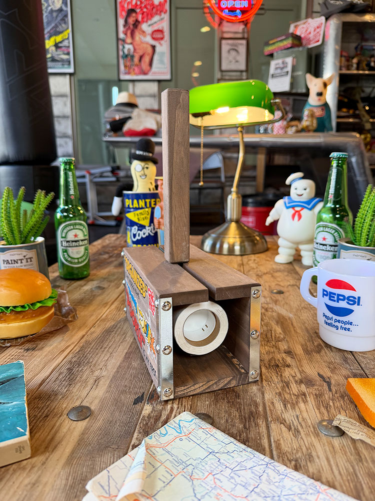 アメリカンカントリー家具　カントリーハート　収納付きコロコロスタンド　肉球 ガーフィールド コロコロ ＆ ウッド製収納ケースの通販・販売