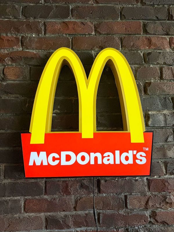 レア！1981年　マクドナルド　店舗用　サイン　ディスプレイ　ライトアップ看板 アメリカン ストアディスプレイ ライトサイン （マクドナルド）の通販