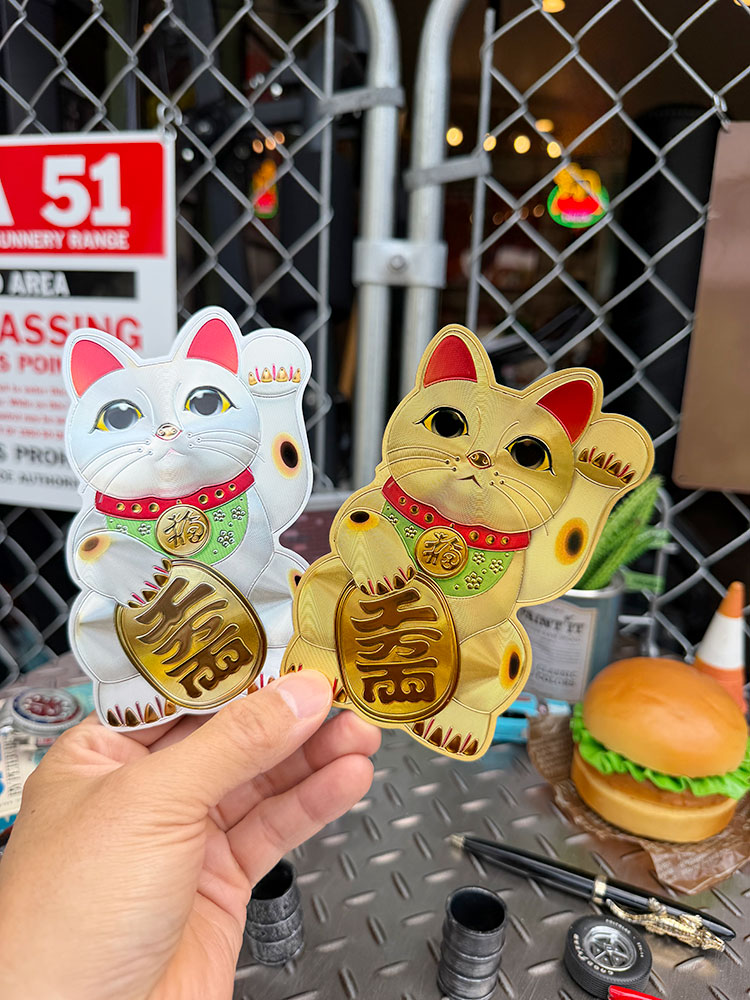 クルマにも貼れる！ 招き猫 リフレクター ステッカー （2色セット