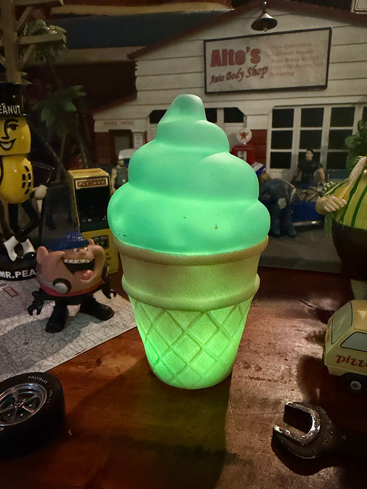 ソフトクリーム カラーチェンジ LEDランプの通販・販売 | アメリカ雑貨