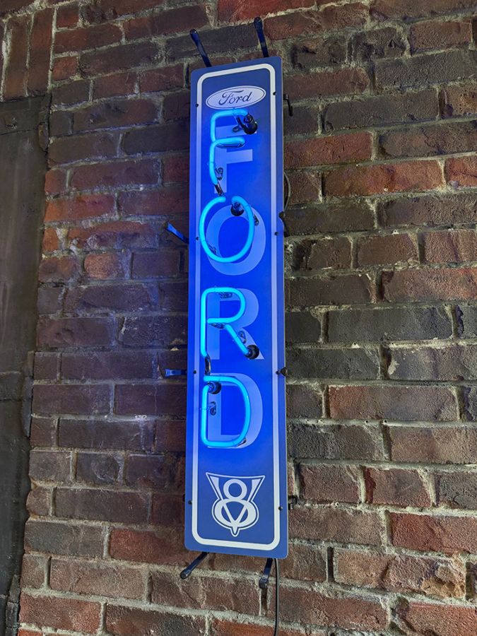 フォード V8ディーラー オフィシャルネオンサイン ネオン管の通販