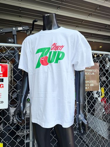 �����꡼7UP�����֥󥢥åס����ե�����롡T����ġ���TYPE2��
